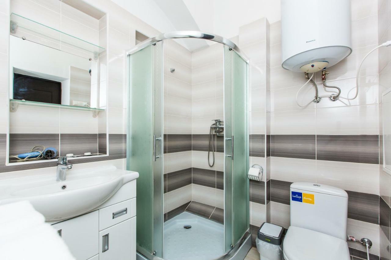 Apartment On Tuhan-Baranovskoho,4 Λβιβ Εξωτερικό φωτογραφία